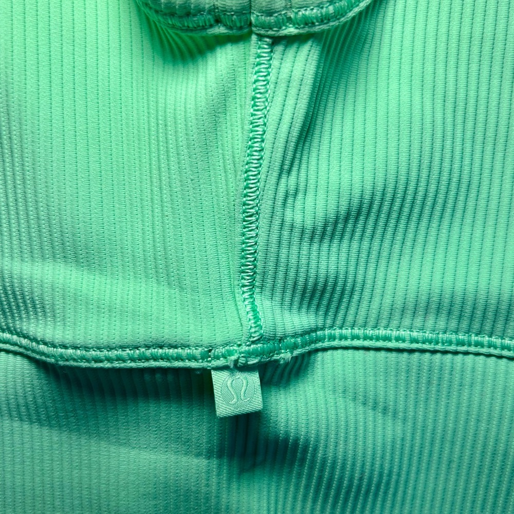 Lululemon Power Pivot Ribbed Tank - Picture 3 of 3
